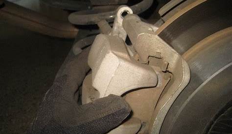 toyota highlander rear brake pads