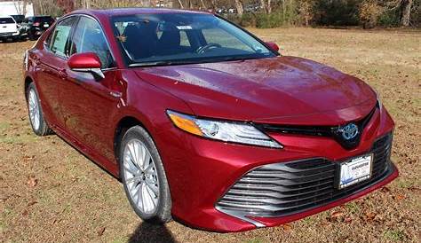 New 2020 Toyota Camry Hybrid XLE 4dr Car in Gloucester #9186