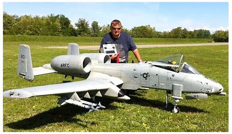 GIANT A10 WARTHOG WITH BRRRRT & FLARE | MyConfinedSpace