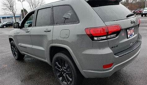 2020 Jeep Grand Cherokee Altitude 4x4 in Sting-Gray photo #4 - 240099