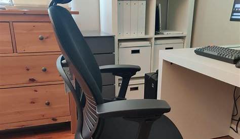 Steelcase Leap V2 : r/OfficeChairs