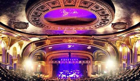 The Riviera Theatre | Chicago, IL 1-20-2012 Before the Kills… | Flickr