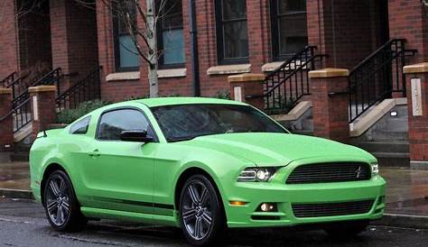2013 Ford Mustang: The V6? A real bargain! - The Car Guide