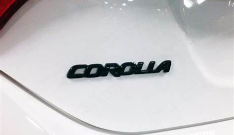 2017 toyota corolla front emblem