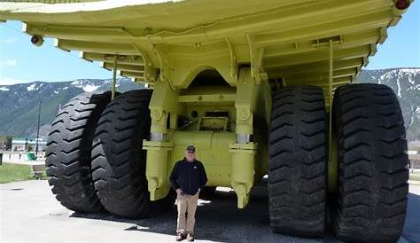 Pat's Ramblings: World's Largest Truck