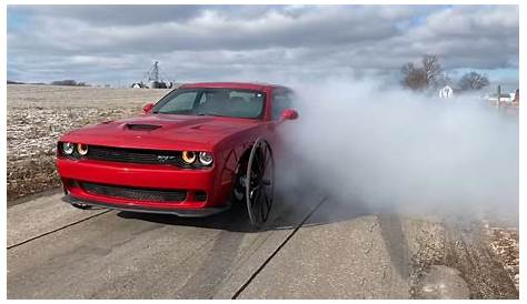 Dodge Hellcat on Horse & Buggy Wheels Is an Amish Muscle Car, Does Burnouts - autoevolution