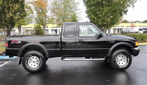 2002 Ford Ranger XLT FX4 4dr SuperCab / 4X4 / 5-SPEED / LIFTED