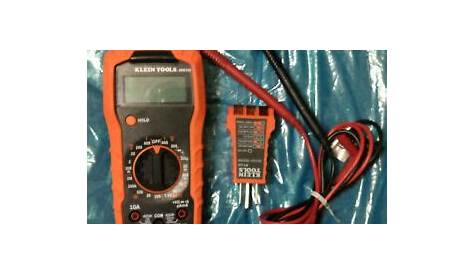 Digital Multimeter Klein Tools MM300 Manual-Ranging and Outlet Tester