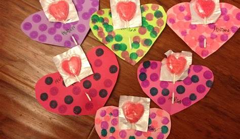 Easy Valentine's Day Craft - Savvy Sassy Moms