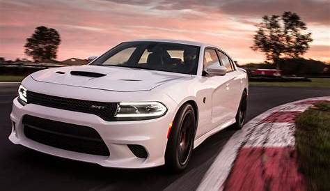 2015 Dodge Charger SRT Hellcat Review