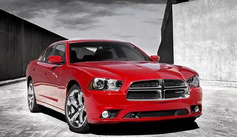 2010 dodge charger rt tire size