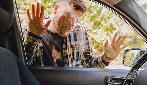 ford focus keys locked in car