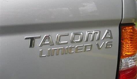 2001 Toyota Tacoma Emblems