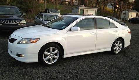 Purchase used BEAUTIFUL WHITE/CHARCOAL 2009 TOYOTA CAMRY SE ~ ONLY 55K