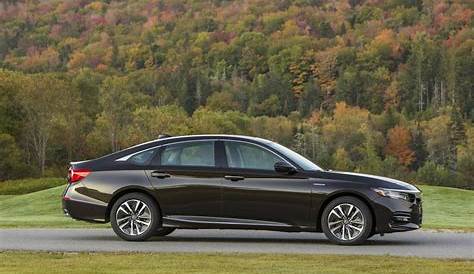 2020 Honda Accord Hybrid on Sale Now: 3 Things Shoppers Should Know