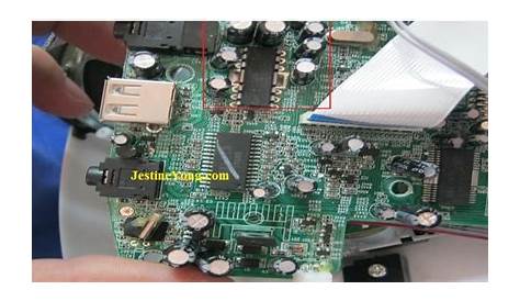 Many suspects for a no sound in CD player repaired. Model Safa CD-21