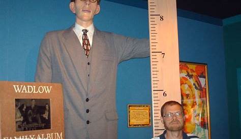 Tallest Man Ever Robert Wadlow (February 22, 1918 - July 15, 1940