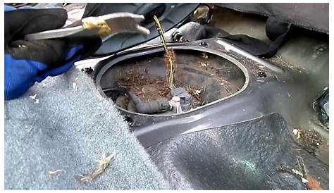 Honda Civic Fuel Pump Removal - YouTube