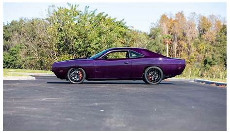 2019 Dodge Challenger Hellcat Wears Carbon 1969 Charger Body Like A