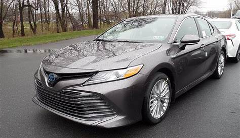 New 2020 Toyota Camry Hybrid XLE 4dr Car in East Petersburg #14819