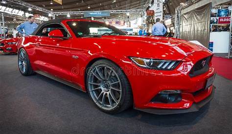 Pony Car Ford Mustang GT Convertible (sixth Generation), 2015