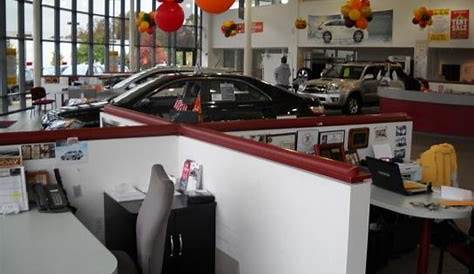 Ourisman Chantilly Toyota car dealership in Chantilly, VA 20151 | Kelley Blue Book