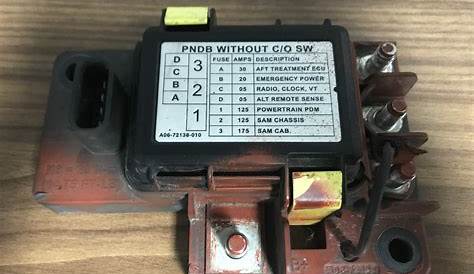 freightliner truck fuse box