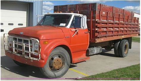 1972 Chevrolet C50 grain truck in Wichita, KS | Item J2811 sold | Purple Wave