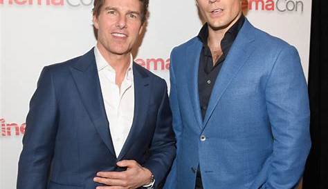 Tom Cruise and Henry Cavill Photos Photos - CinemaCon 2018 - Paramount