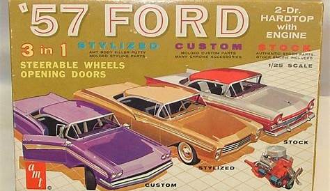 Vintage AMT 1957 Ford 2-Door Hardtop 1/25 scale model kit | Plastic