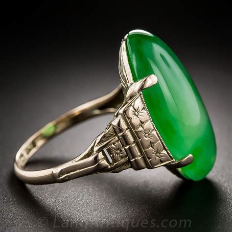 Japanese rings with jade