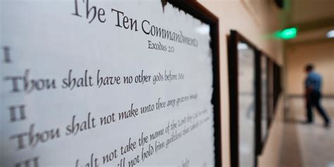 Texas can require public schools to display Ten Commandments in ...