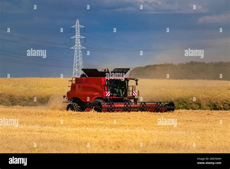 Cereal Mowing Hi Res Stock Photography And Images Alamy