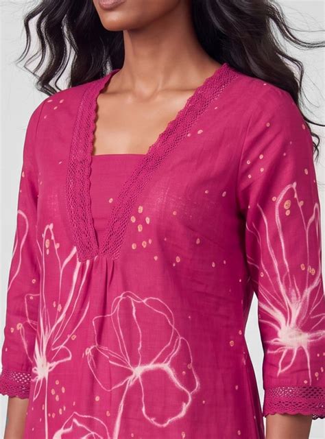 Buy Women Printed Straight Kurta Online at just Rs. 599.0 ...