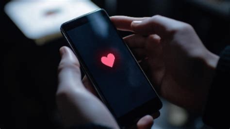 Are dating apps killing genuine connection? Understanding the impact of ...