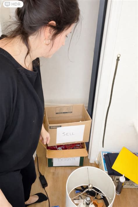 Decluttering Bedroom (Declutter Bedroom Checklist) | Ms Flo Moore