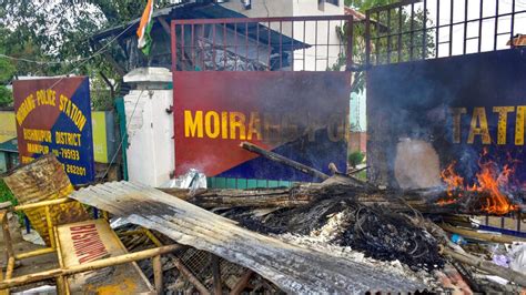CRPF firing leaves 2 dead after curfew in Manipur, internet shut after ...