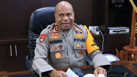 Profil Mathius D Fakhiri, Gubernur Baru Papua 2025–2030