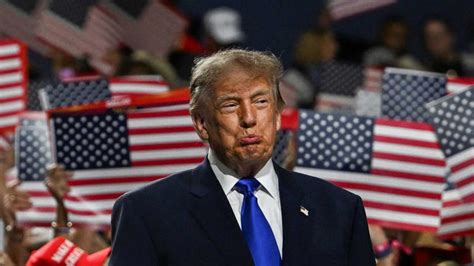 Florida GOP in a bind as Trump’s close friend and MAGA allies ditch him