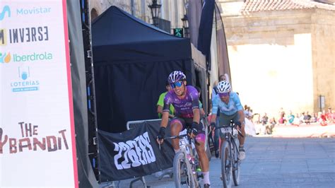 José Manuel Díaz pide ayuda para encontrar su anillo en la Volta a la ...