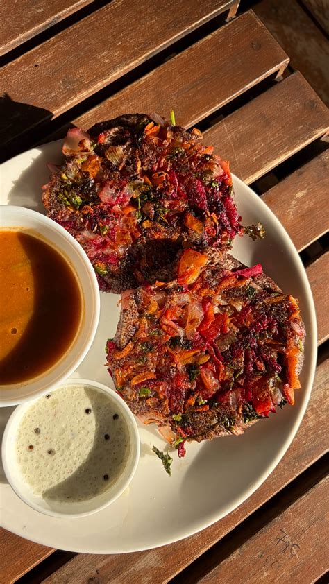 This 28-YO woman opens Gujarat’s first millet cafe to change fast-food ...