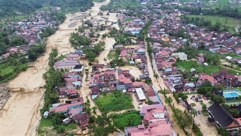 Kriteria Penetapan Status Bencana Nasional di Indonesia dan Riwayatnya