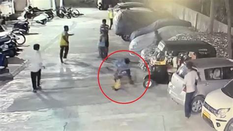 Mumbai horror: Man slams 4-year-old to ground, smashes head on iron rod ...
