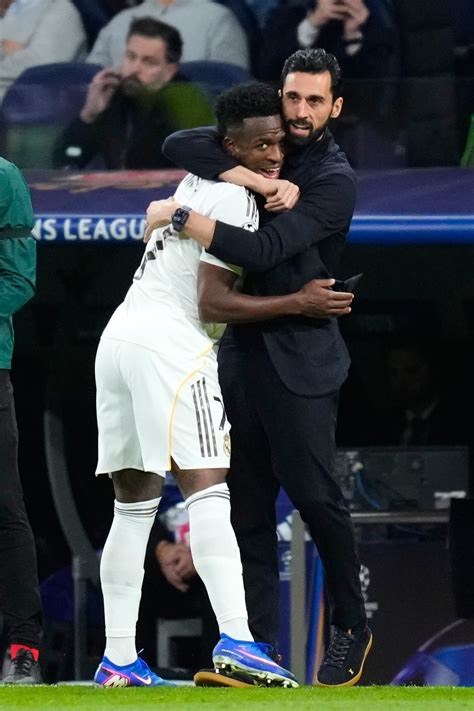 Vinícius wins over fans with 3 assists and a goal in Real Madrid's 6-1 ...
