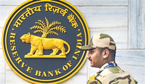 RBI says no material governance issue at HDFC Bank; shares volatile ...