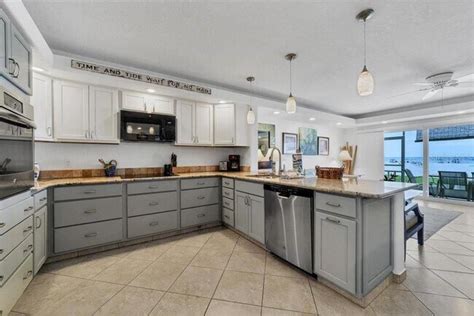 6154 Midnight Pass Rd Unit 104 Off-Campus Housing, Sarasota, FL