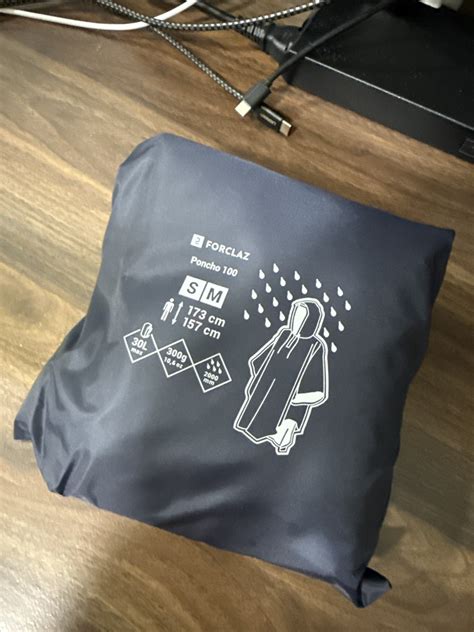 Decathlon Forclaz Trekking Poncho 100 - Blue, Women's Fashion ...