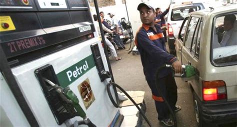 Fuel Prices May Rise Rs 25–28/Litre After Polls: Report - BW Businessworld