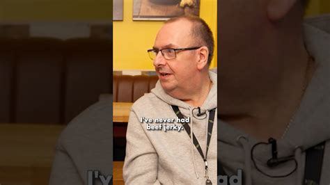 British cabbies try Buc-ee's beef jerky!
