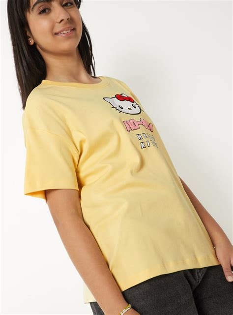 Buy Girls Hello Kitty Print T-shirt Online at just Rs. 499.0 ...